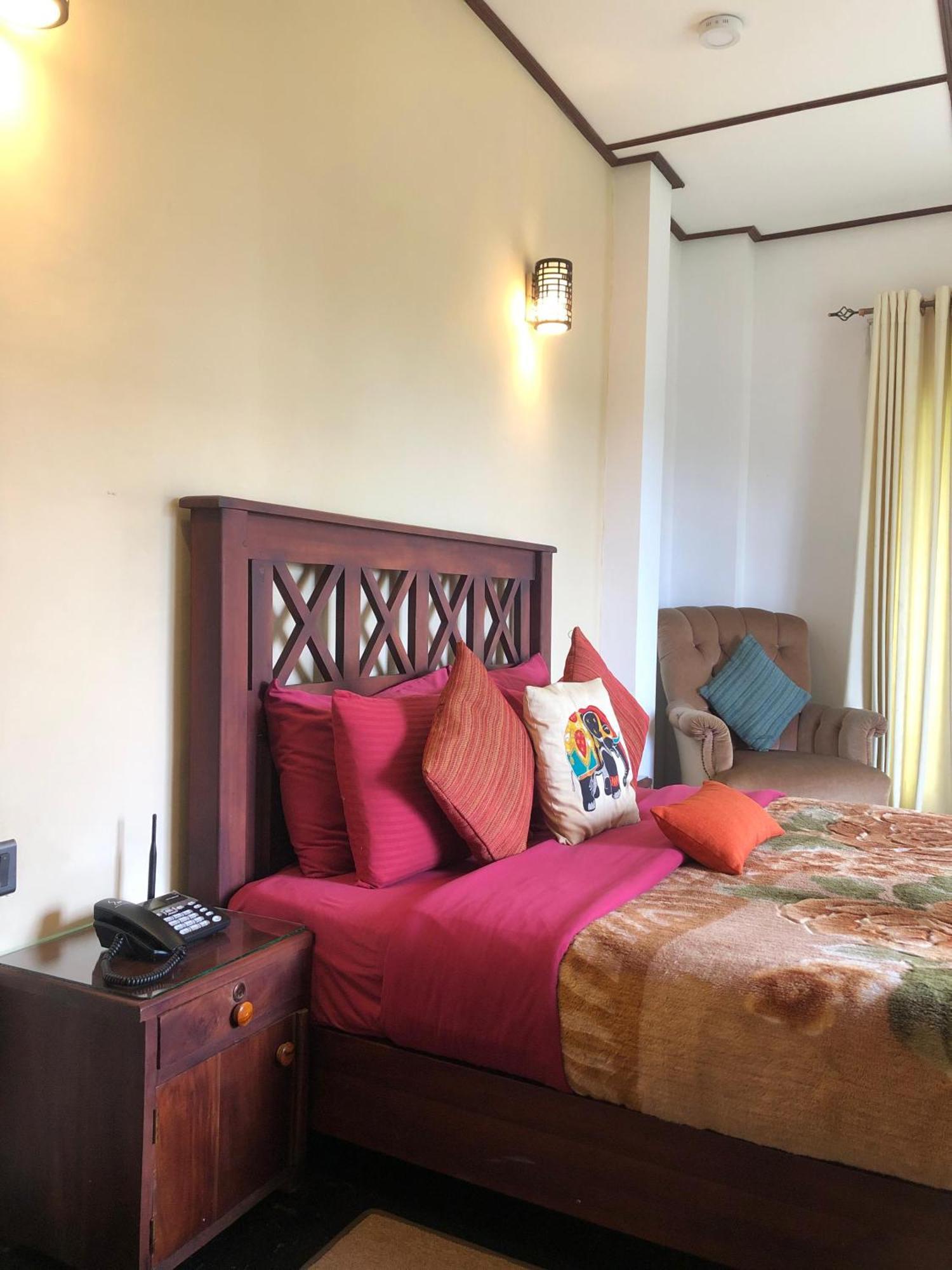 Suriya Guest Hotel Nuwara Eliya Luaran gambar